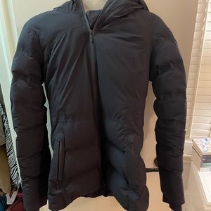 Lululemon down jacket